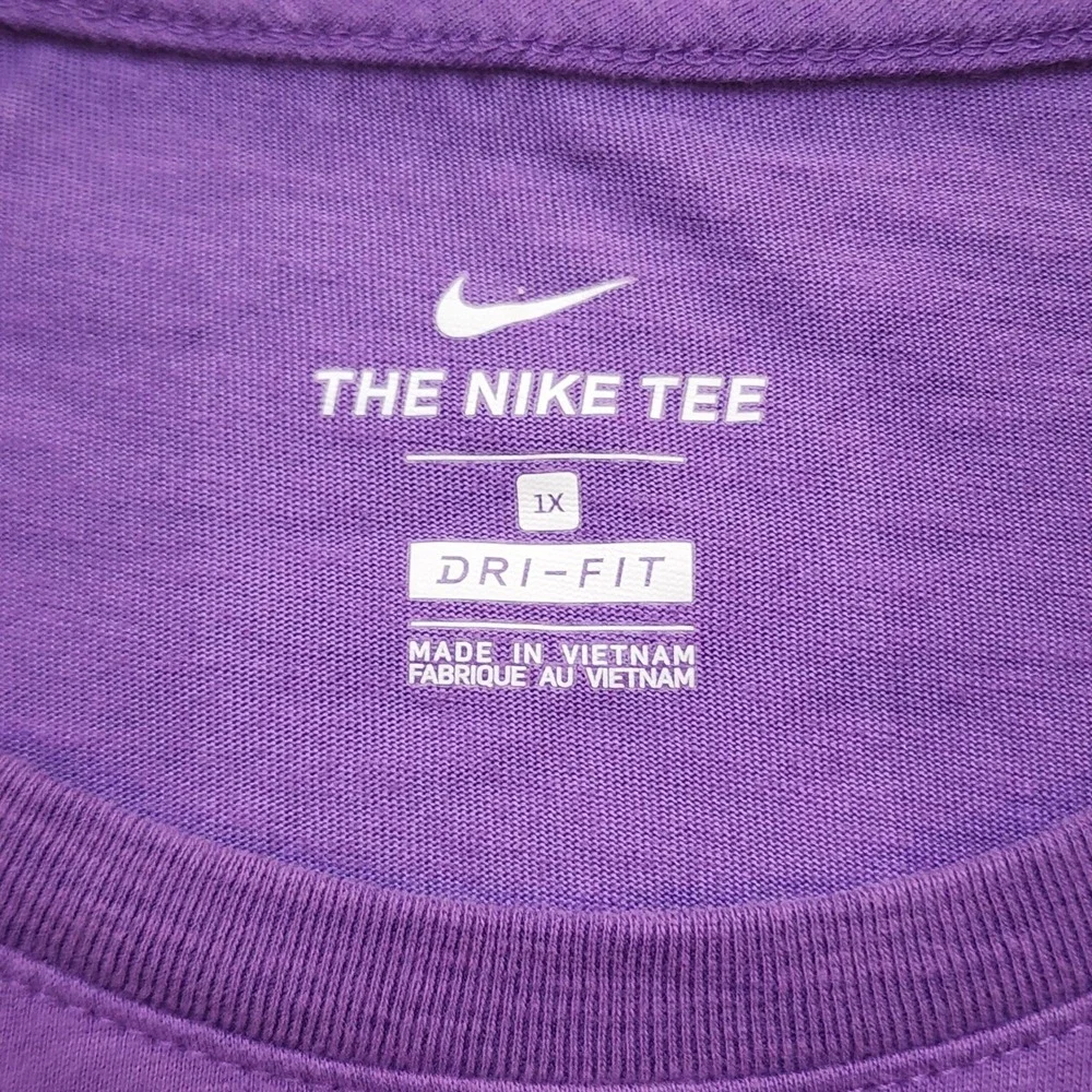 Nike Dri-FIT Purple Graphic Swoosh T-Shirt Womens Plus Size 1X Short Sleeve Tee - Picture 4 of 7